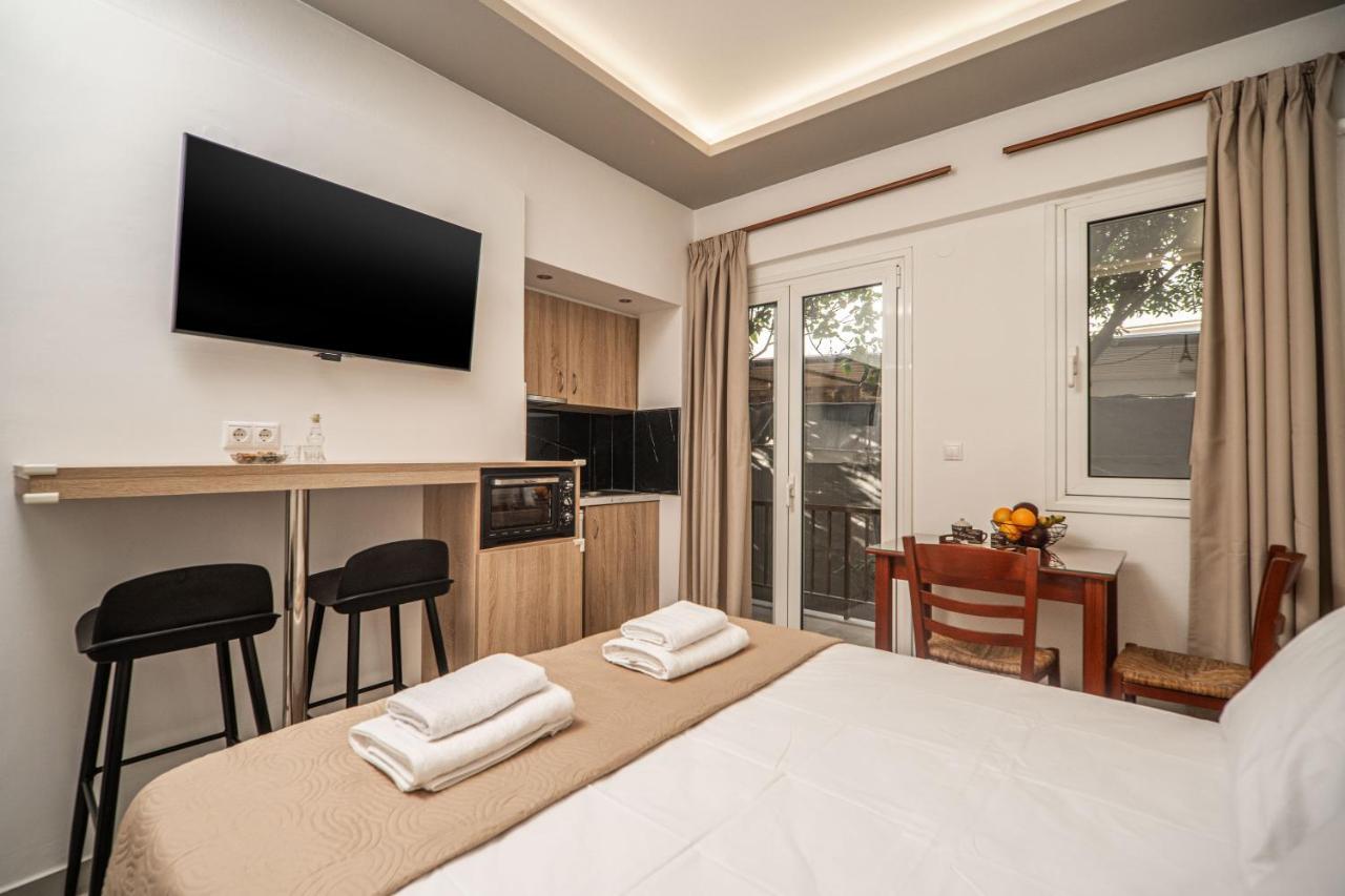 Giovanni'S Studio Parigoria Екстериор снимка