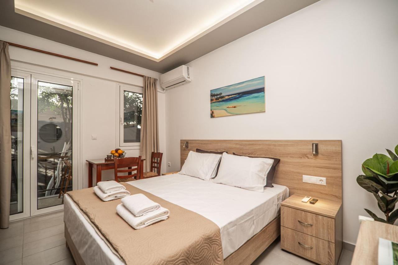 Giovanni'S Studio Parigoria Екстериор снимка