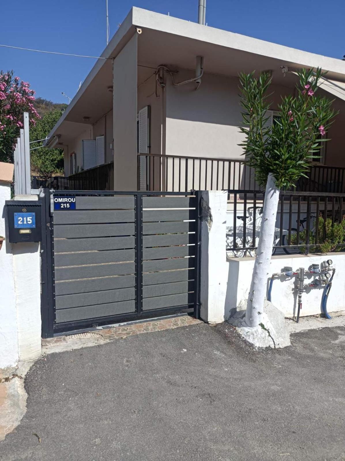 Giovanni'S Studio Parigoria Екстериор снимка